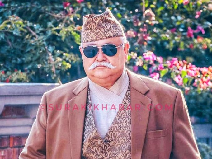 प्रहरीबाट फुत्किएर प्रदर्शनस्थलमा पुगे सांसद दीपक सिंह