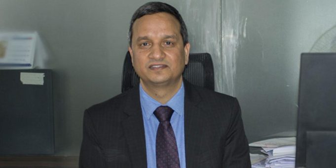 राष्ट्र बैंकका कार्यकारी निर्देशक भट्टविरुद्धको रिटमा आज पनि सुनुवाइ भएन