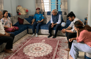 भारतीय राजदूतले बुटवलमा पहलगाम हमलाका पीडित सुदीप न्यौपानेको परिवारलाई सान्त्वना व्यक्त