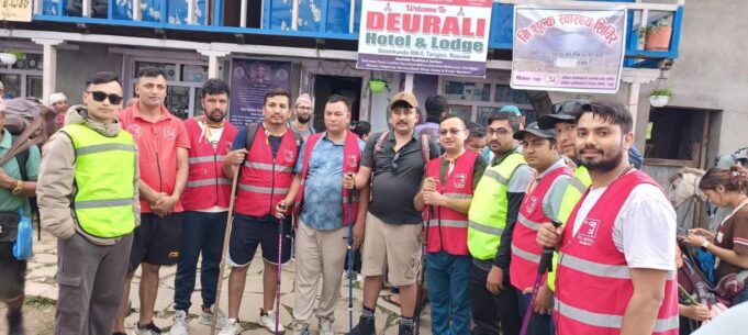 गोसाइँकुण्ड मेलामा वाईसीएल नेपाल र अखिल (क्रान्तिकारी) रसुवाको उदाहरणीय स्वास्थ्य सेवा