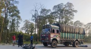 झापाको चारआलीमा ट्रकको ठक्करबाट मोटरसाइकल चालकको मृत्यु