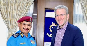 नेपाल प्रहरी प्रमुख थापा र अमेरिकी राजदूत डिन आर. थोम्पसन बिच शिष्टाचार भेटवार्ता सम्पन्न
